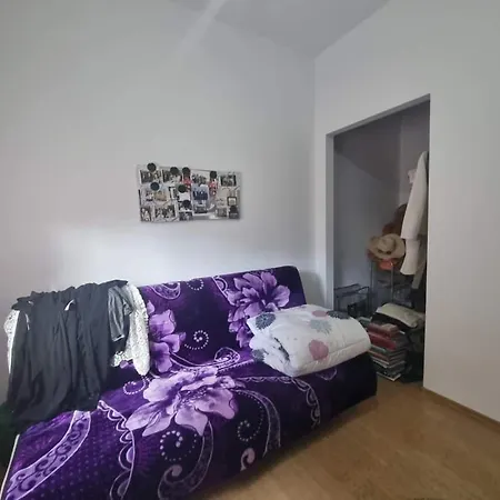 Lägenhet 3 Pentru Untold *